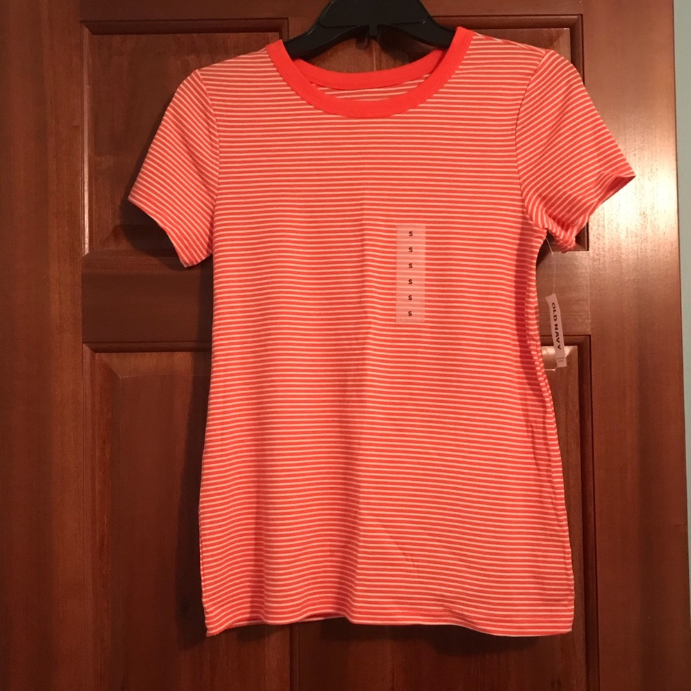 Short sleeve top